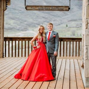 2023 Sherri hill dress!